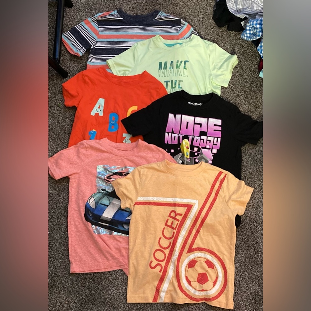 BUNDLE OF 6!!! size 4/5 boys t-shirts!!